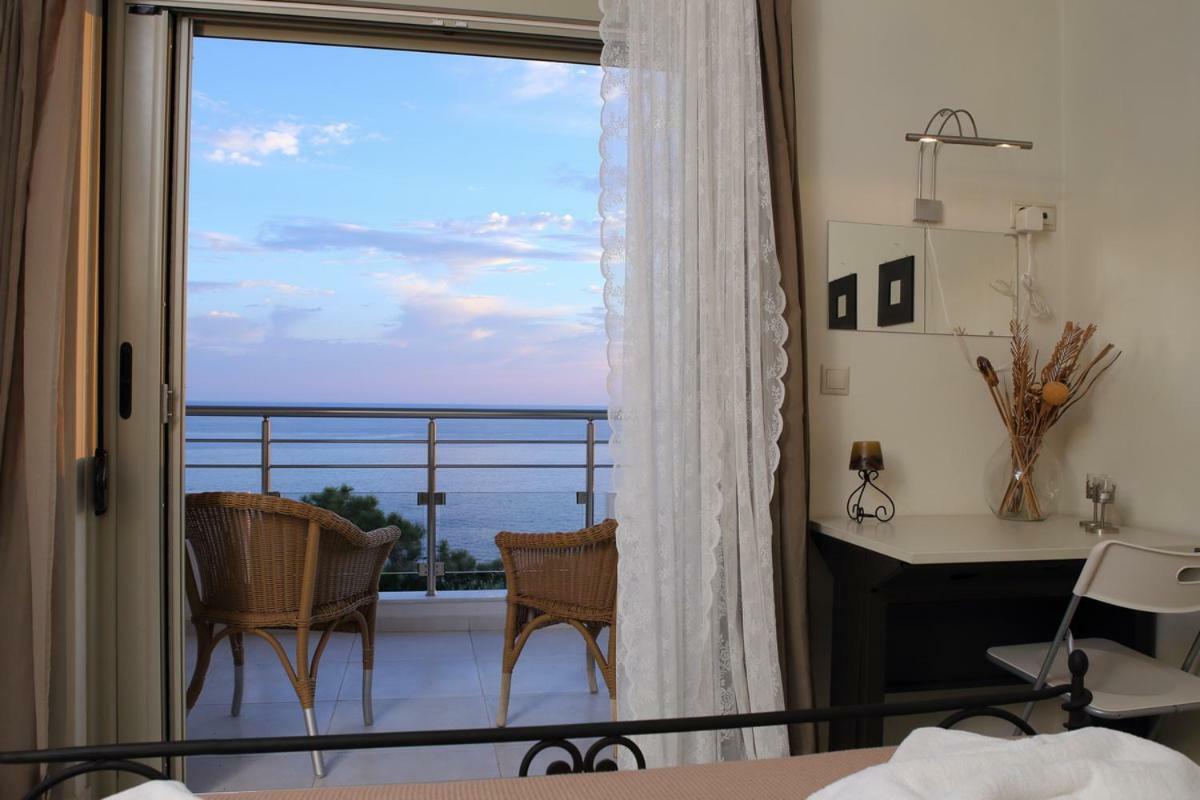 Euphoria - South Crete Villas Achlia Екстериор снимка
